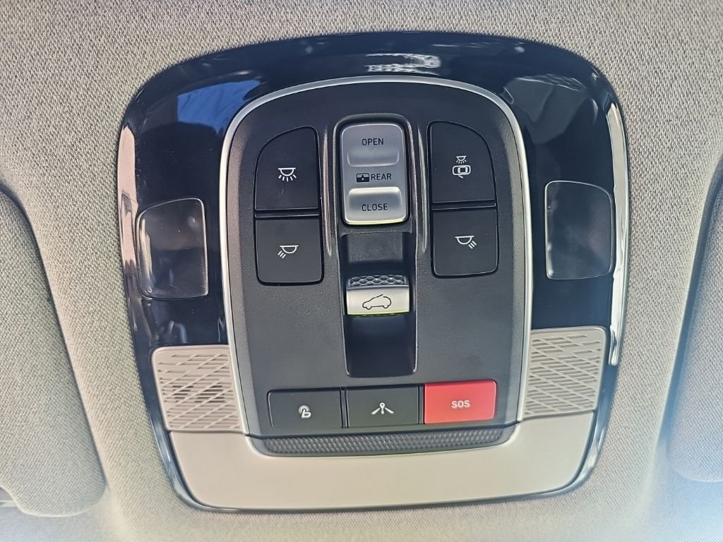 2022 Hyundai Palisade Limited - Photo 24