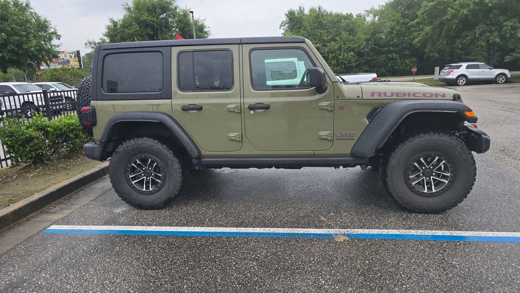 Used 2026 Green Jeep Rubicon image 4