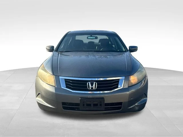 Used 2009  Honda EX-L image 2