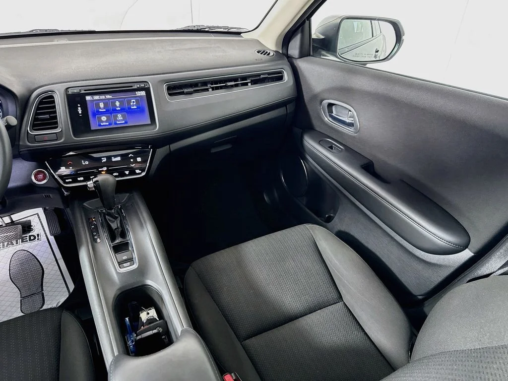 Used 2018 Modern Steel Metallic Honda EX image 24