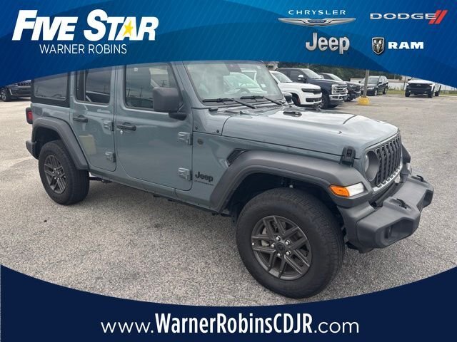 Used 2024 Gray Jeep Sport S image 1