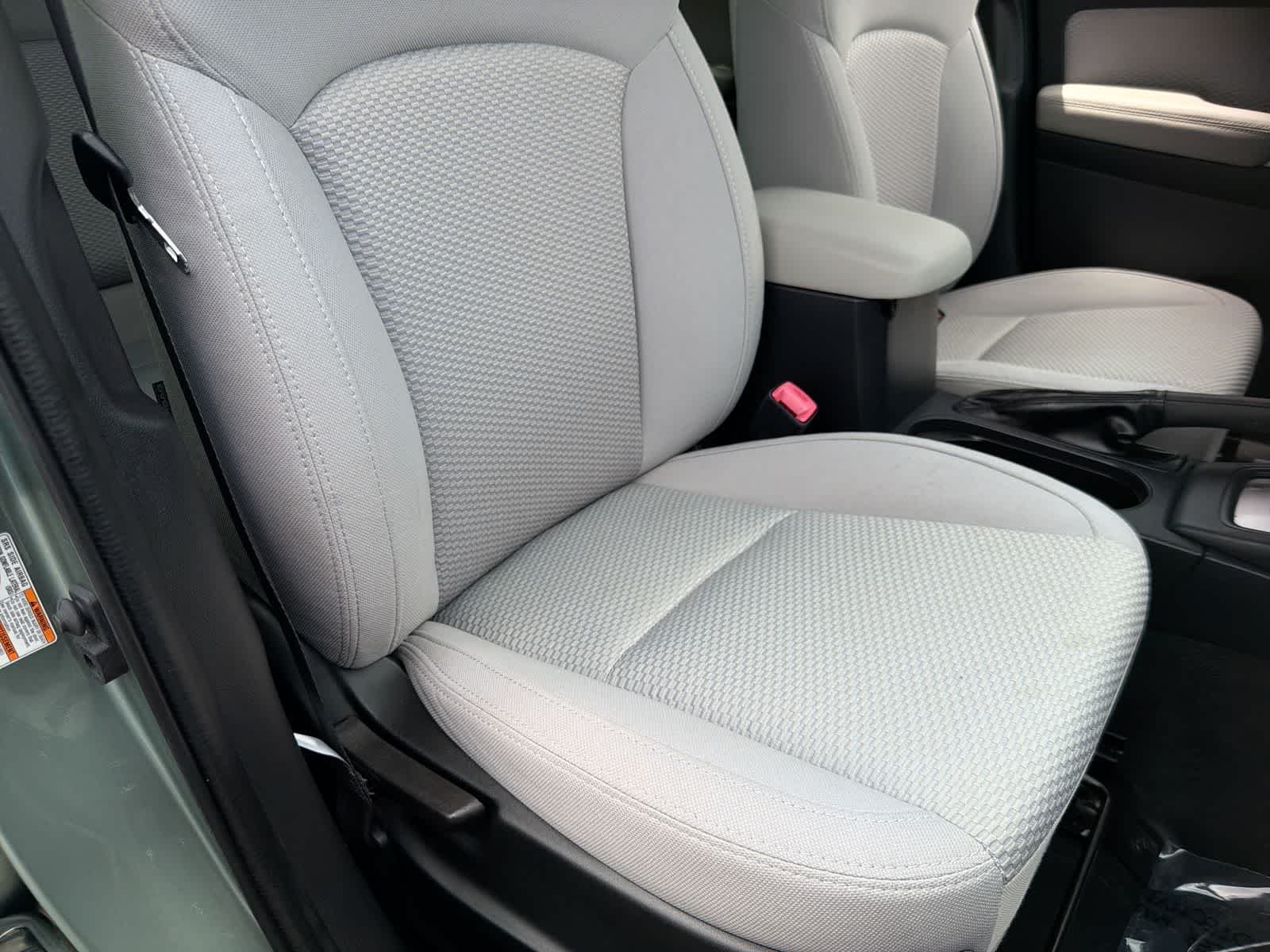 Used 2018 Jasmine Green Metallic Subaru Premium image 23