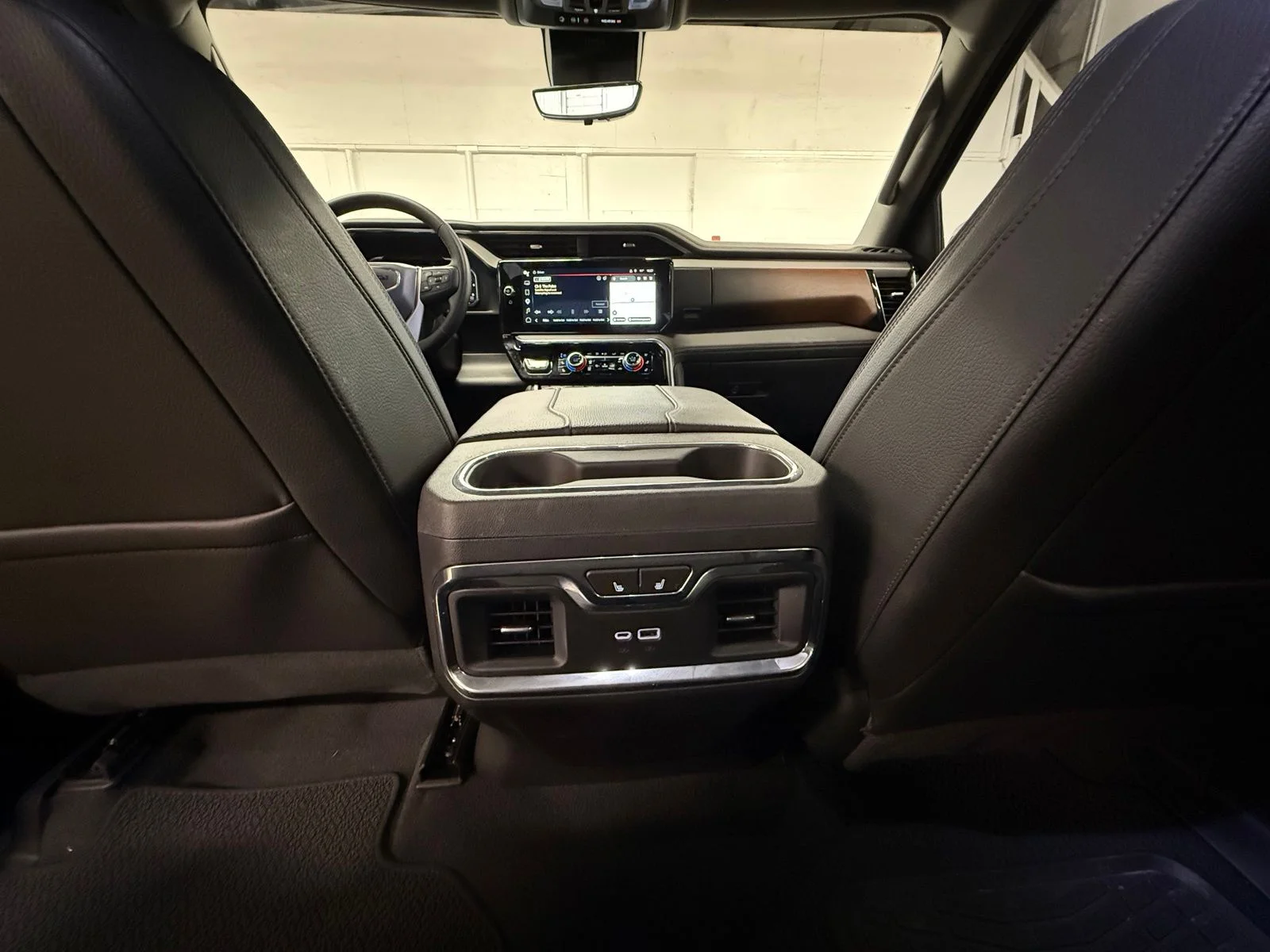 Used 2024 Red GMC Denali image 17