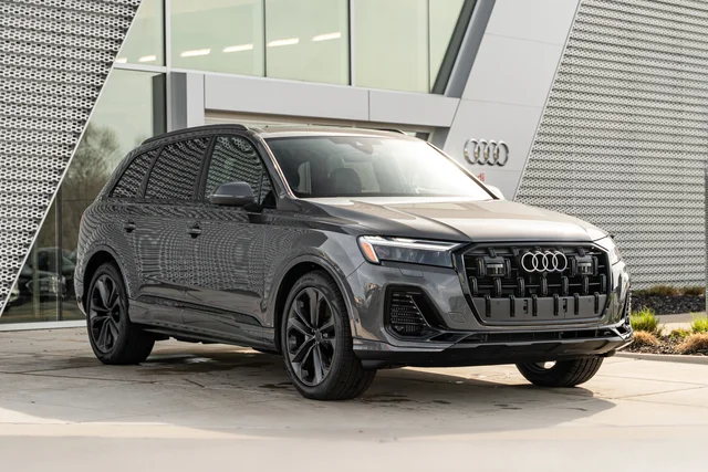 2026 Audi Q7 55 Premium Plus quattro Tiptronic's photo