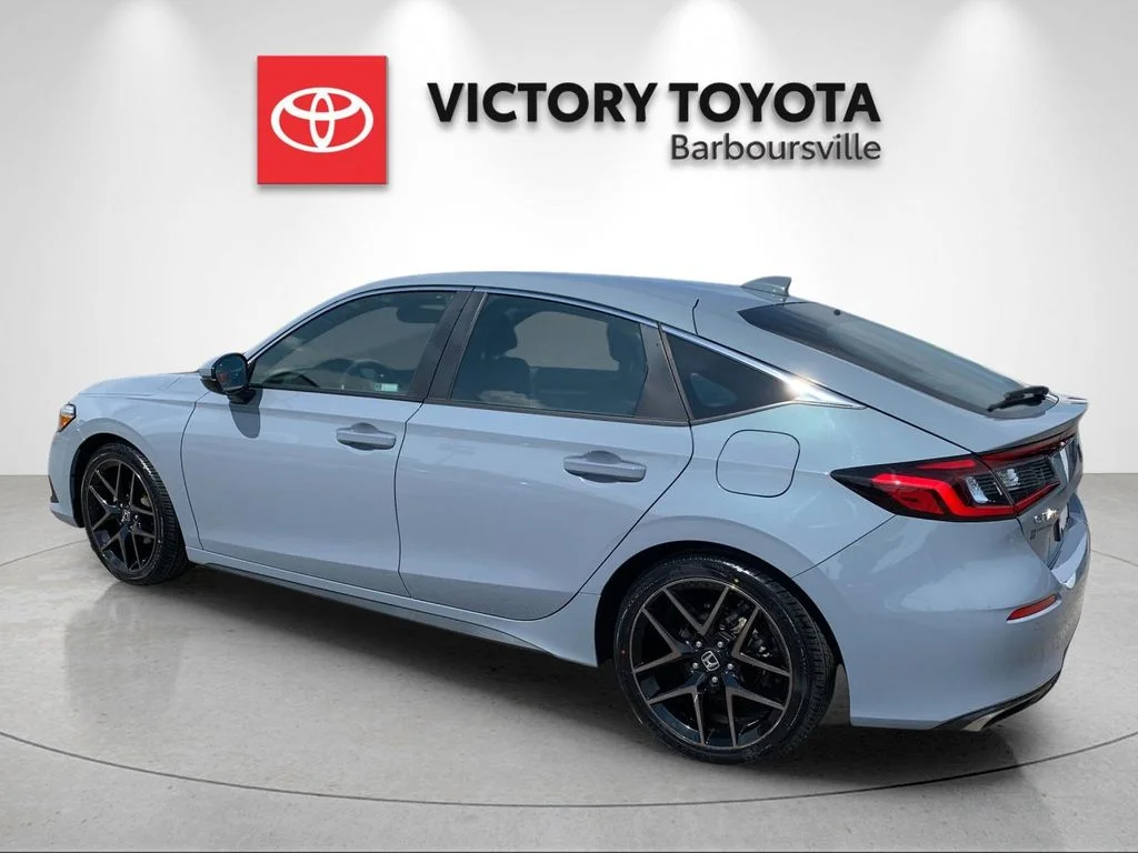 Used 2023 Beige Honda Sport Touring image 3