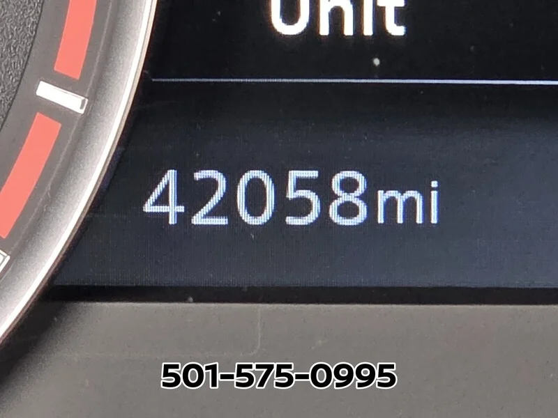 Used 2024 Red Alert NISSAN CREW CAB 4X2 SV image 30
