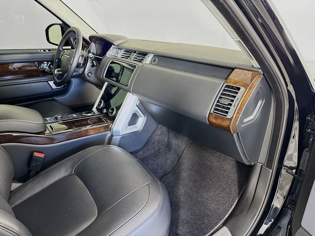 Used 2020 Black Land Rover HSE image 31