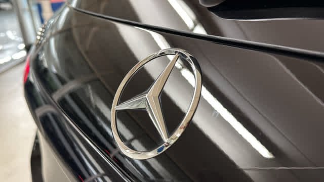 Certified Used 2026 Black Mercedes-Benz GLC 300 image 8