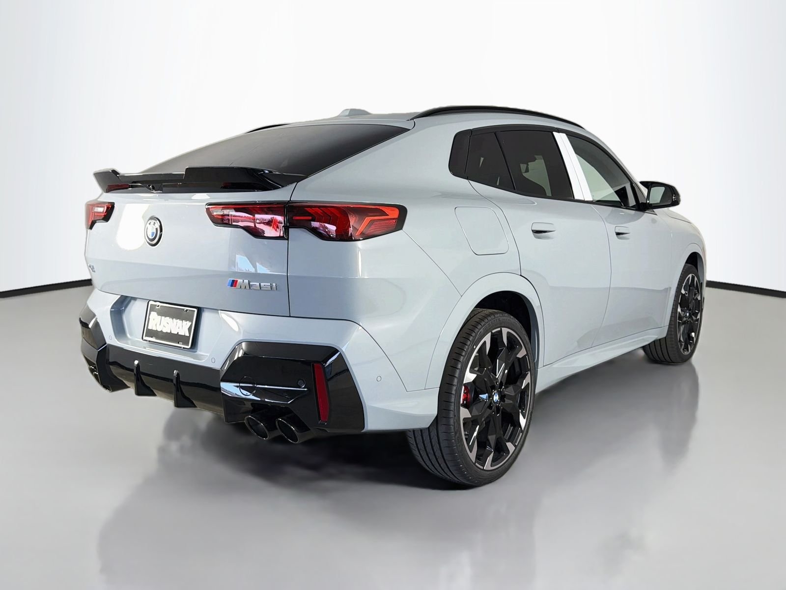 New 2027 Brooklyn Grey Metallic BMW M35i image 7