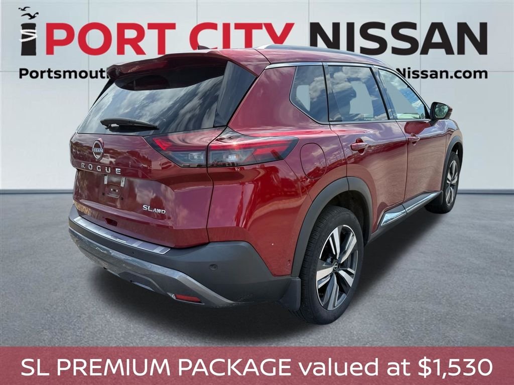 Used 2023 Scarlet Ember Tintcoat Nissan SL premium W/pamoramic sunroof image 3