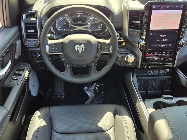 New 2026 Diamond Black Crystal Pearl-Coat Exterior Paint RAM Rebel image 12
