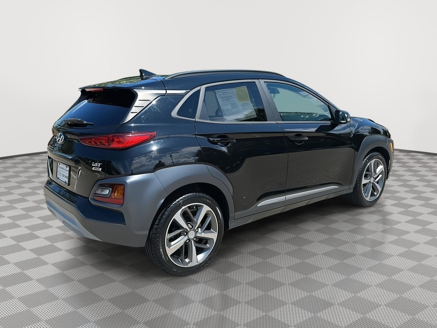 Used 2020 Ultra Black Hyundai Limited image 5