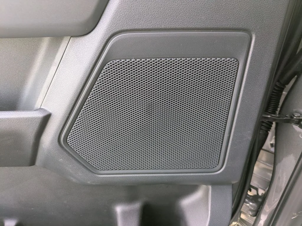 New 2026 Carbonized Gray Metallic Ford XLT image 26
