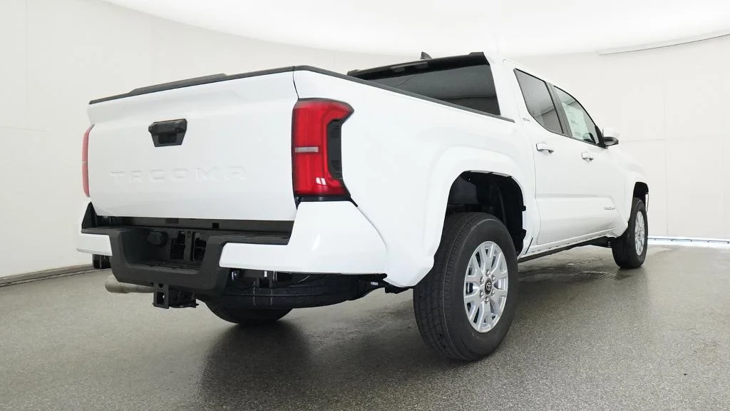 New 2026 Ice Cap Toyota SR5 image 21
