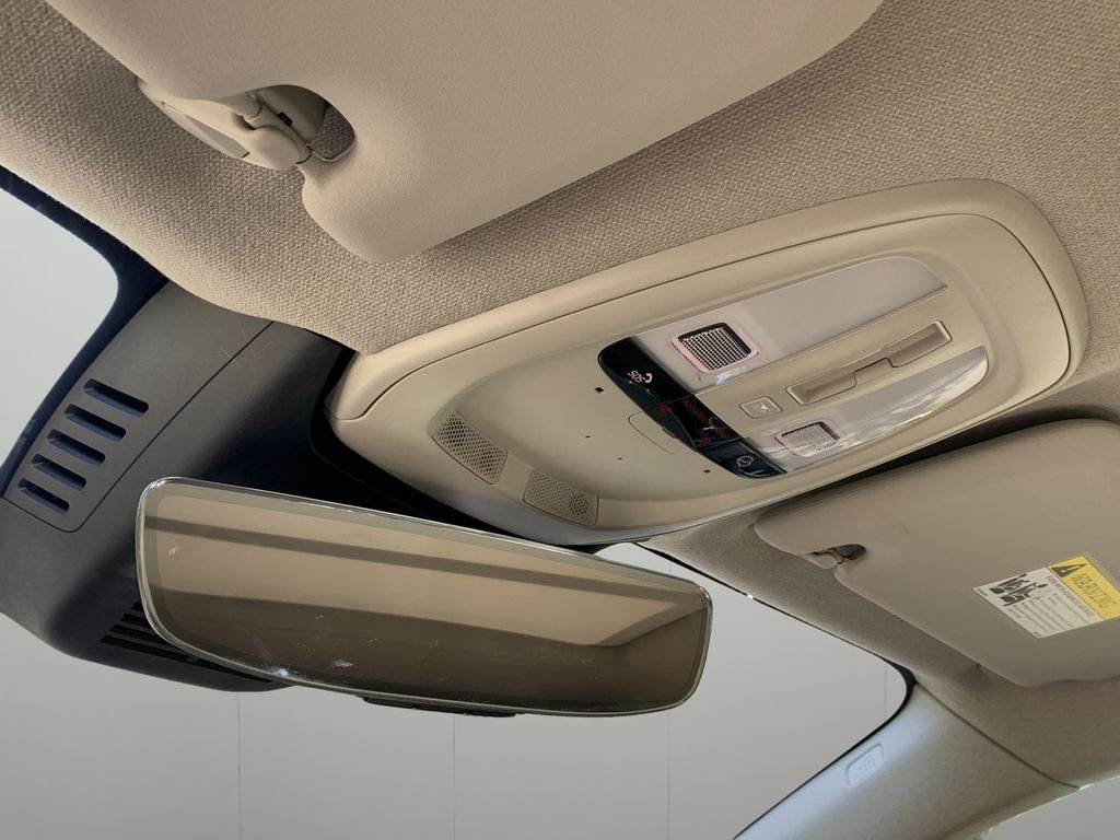2024 Volvo XC40 Ultimate - Photo 31