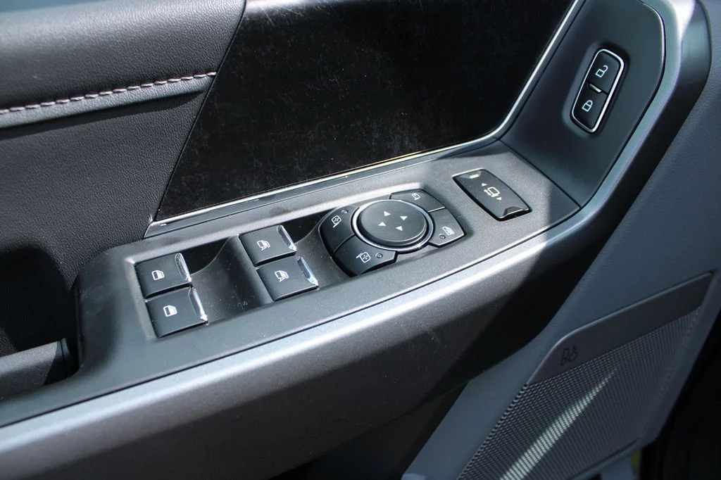 New 2026 Agate Black Metallic Ford F-250® XLT image 35