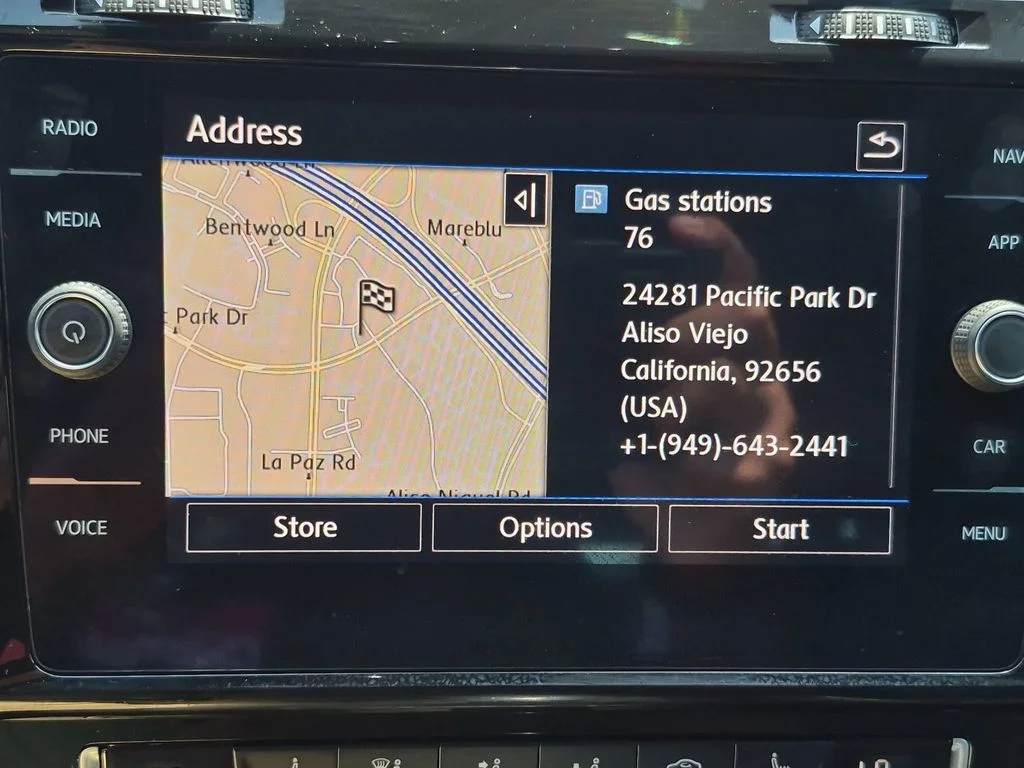 Used 2018  Volkswagen DCC & Navigation 4Motion image 21
