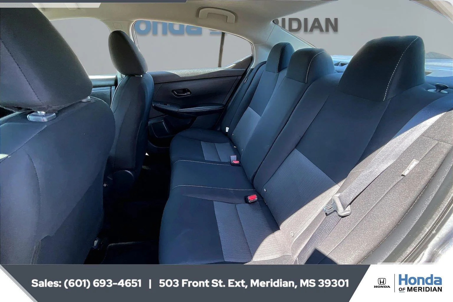 Used 2025 Gun Metallic Nissan SV image 19