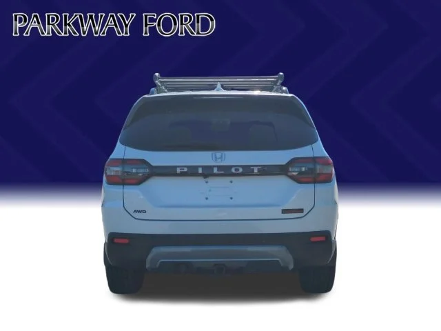 Used 2026 White Honda TrailSport image 4