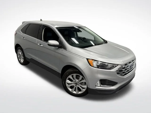 Used 2023 Silver Ford Titanium image 31
