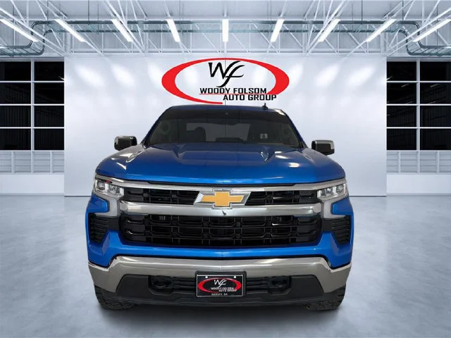 Used 2025 Blue Chevrolet LT image 2