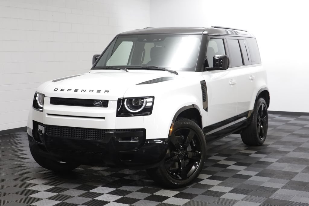 New 2026 Fuji White LAND ROVER X-Dynamic SE image 1