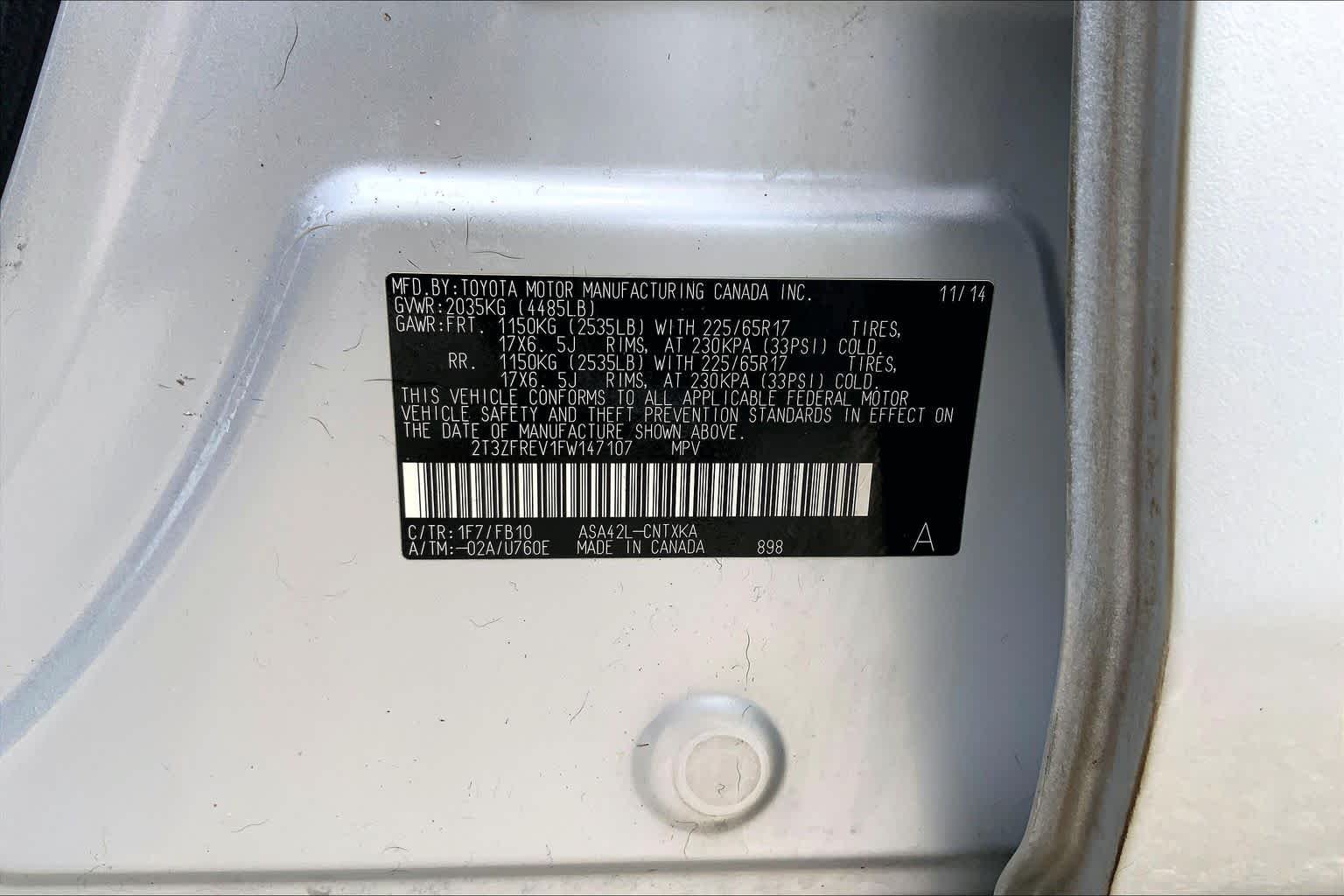 Used 2015 Classic Silver Metallic Toyota LE image 36