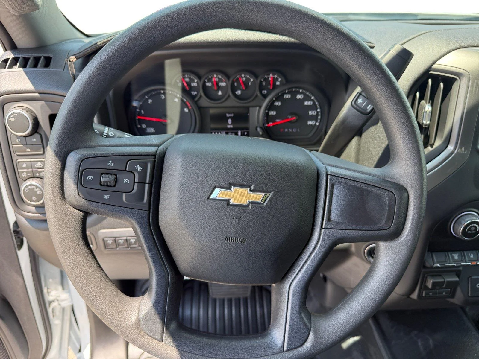 New 2026 Summit White Chevrolet Work Truck image 13