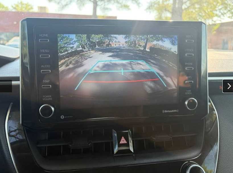 2021 Toyota Corolla LE - Photo 12
