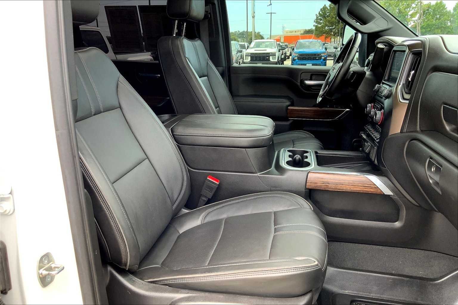 Used 2023 Summit White Chevrolet High Country image 9