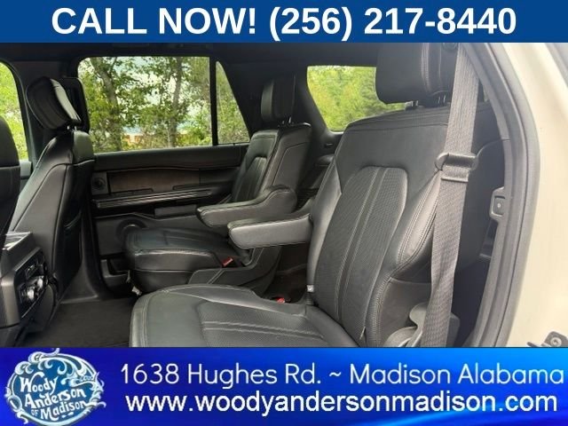 Used 2018 White Platinum Tri-Coat Metallic Ford Limited image 11