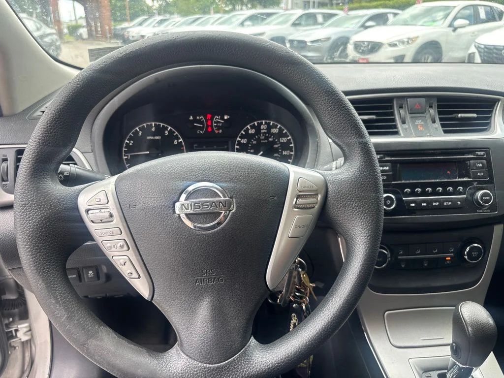 Used 2015 Silver Nissan S image 19