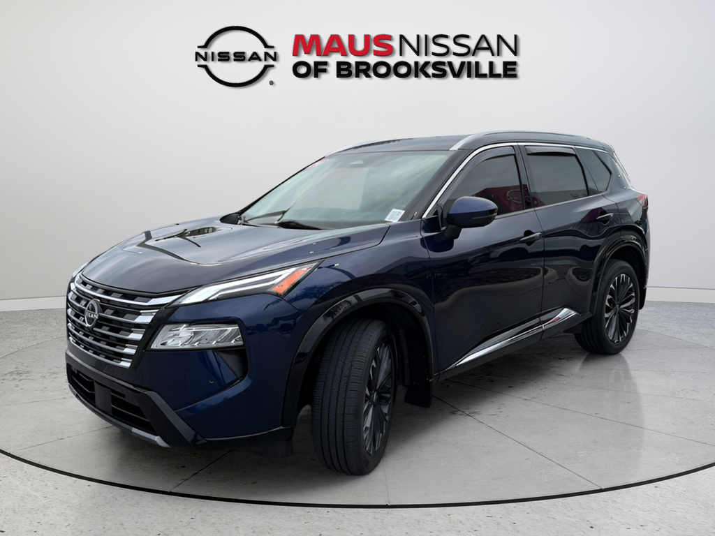 Used 2024 Blue Nissan Platinum image 3