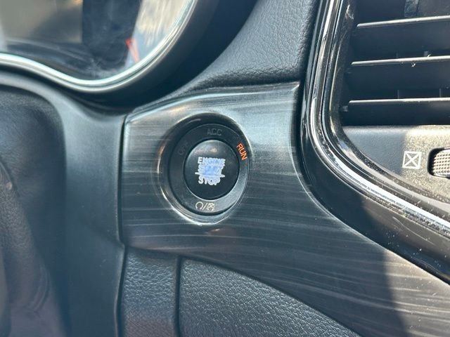 Used 2022 Black Jeep Laredo X image 39