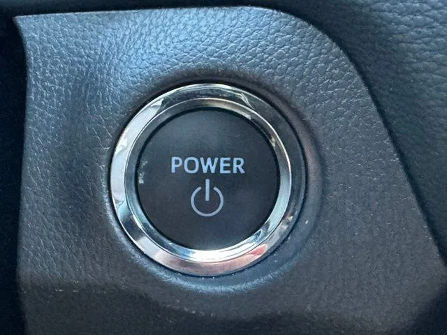 Used 2024  Toyota XLE Premium image 32
