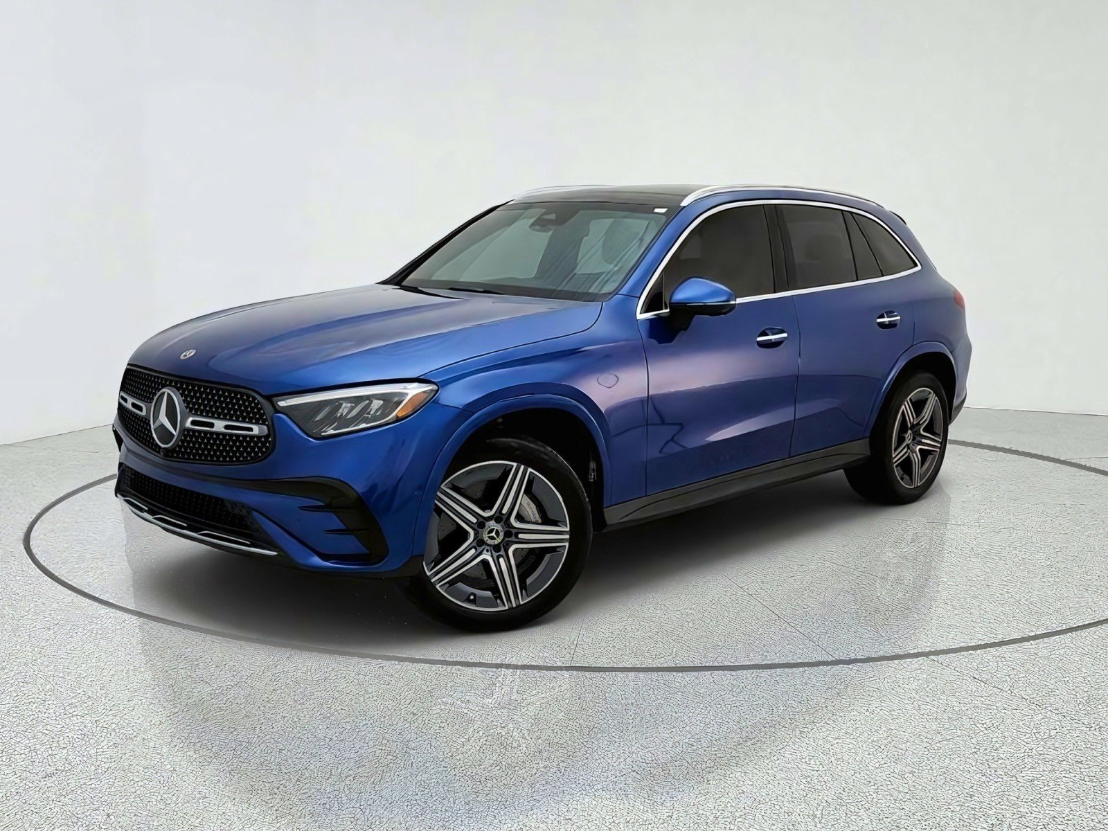 2023 Mercedes-Benz GLC