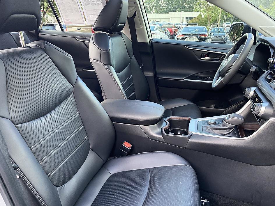 Used 2024 Silver Sky Metallic Toyota Hybrid Limited image 23