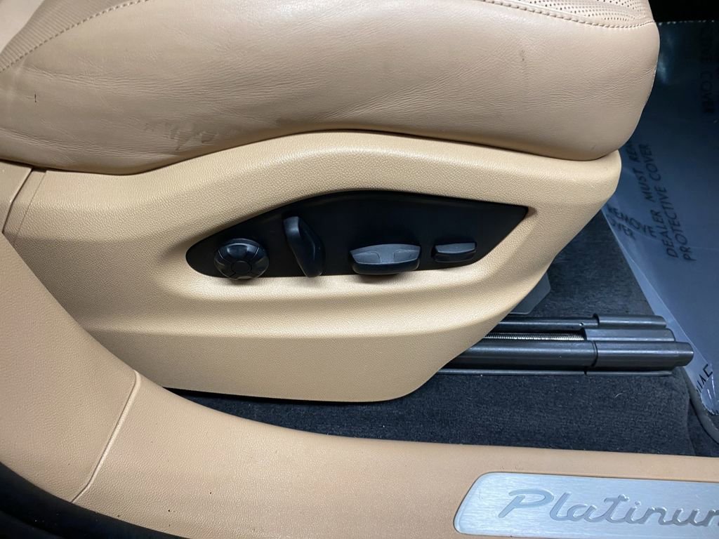 2022 Porsche Cayenne Coup Platinum Edition - Photo 29