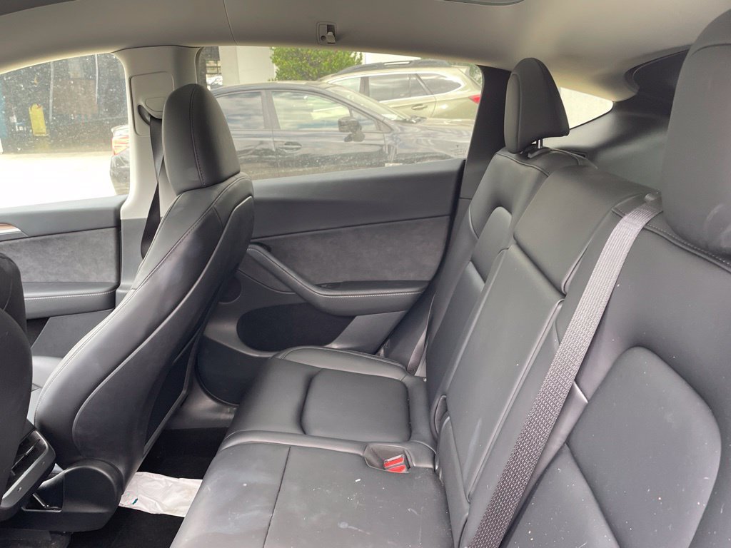 Used 2023  Tesla Long Range image 9