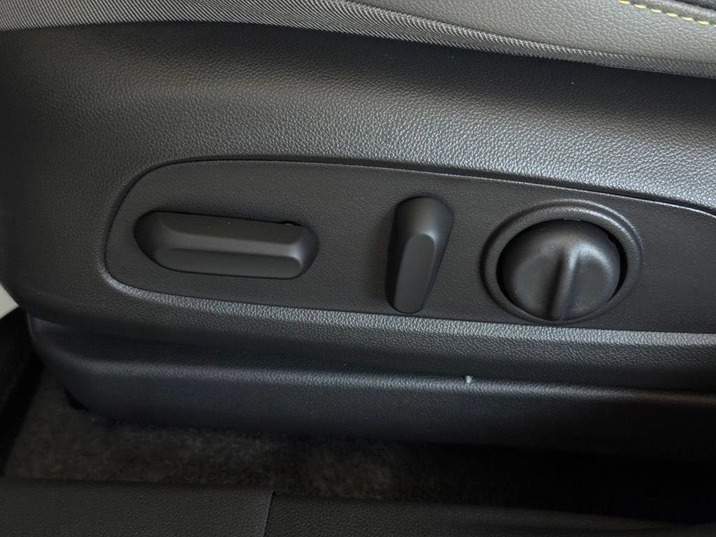 2026 Chevrolet Trax Activ - Photo 23