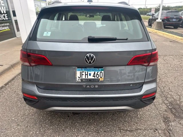 Certified Used 2022 Gray Volkswagen 1.5T S image 4
