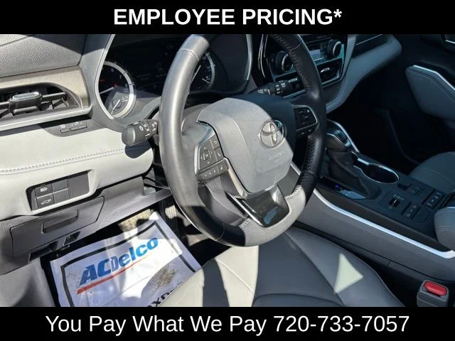 Used 2020 Blue Toyota XLE image 12