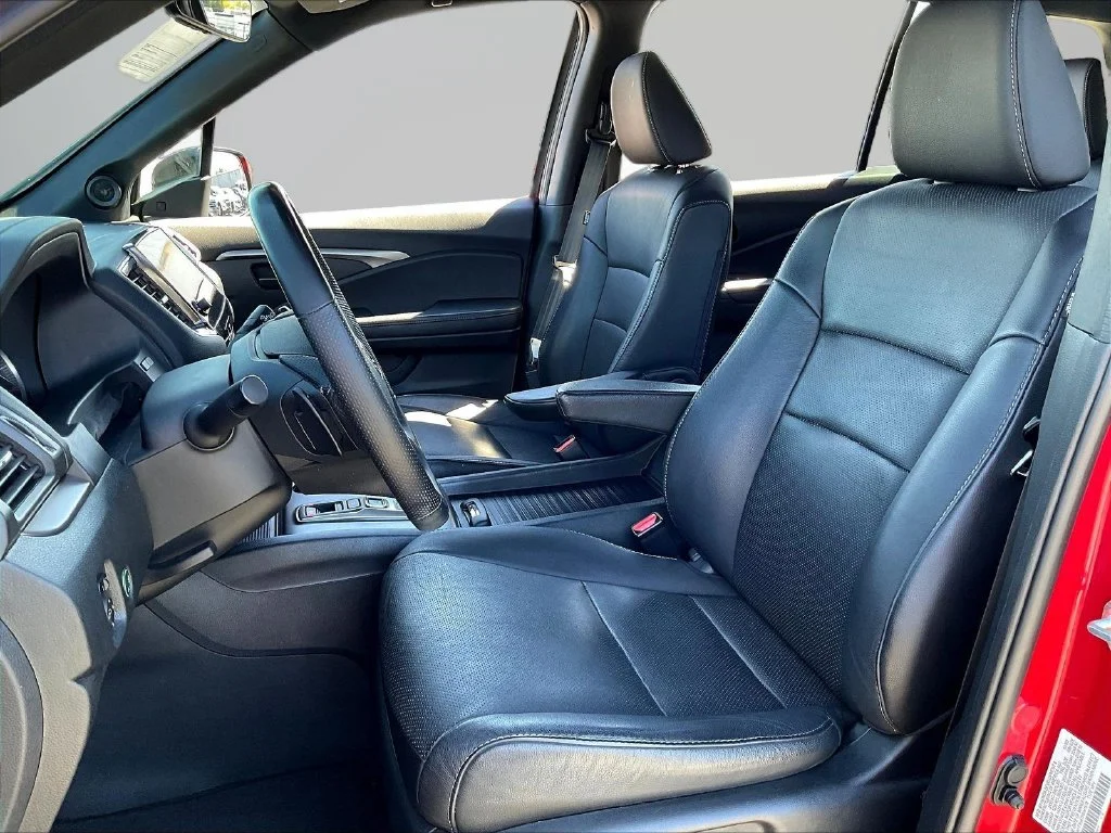 Used 2023  Honda EX-L image 22