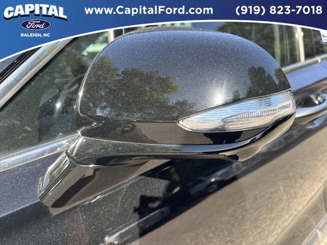 Used 2023 Black Hyundai Limited image 12