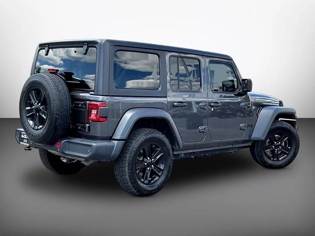 Used 2020 Gray Jeep Unlimited Sport Altitude image 6