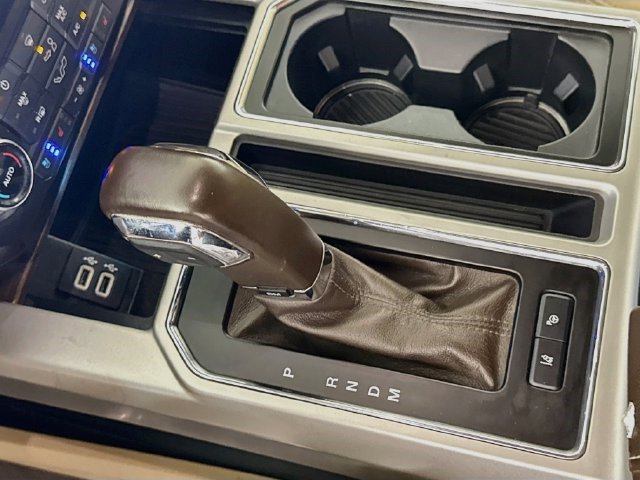 Used 2020 Blue Jeans Metallic Ford LARIAT image 16
