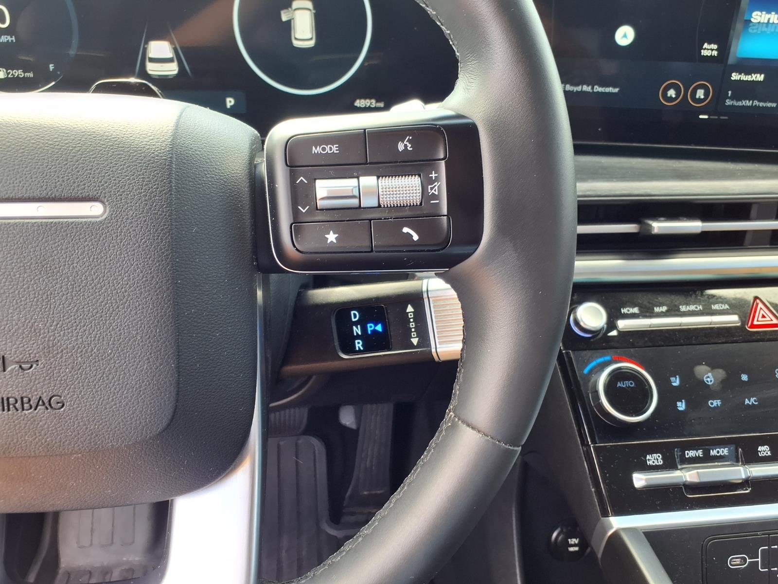 2024 Hyundai Santa Fe Limited - Photo 8