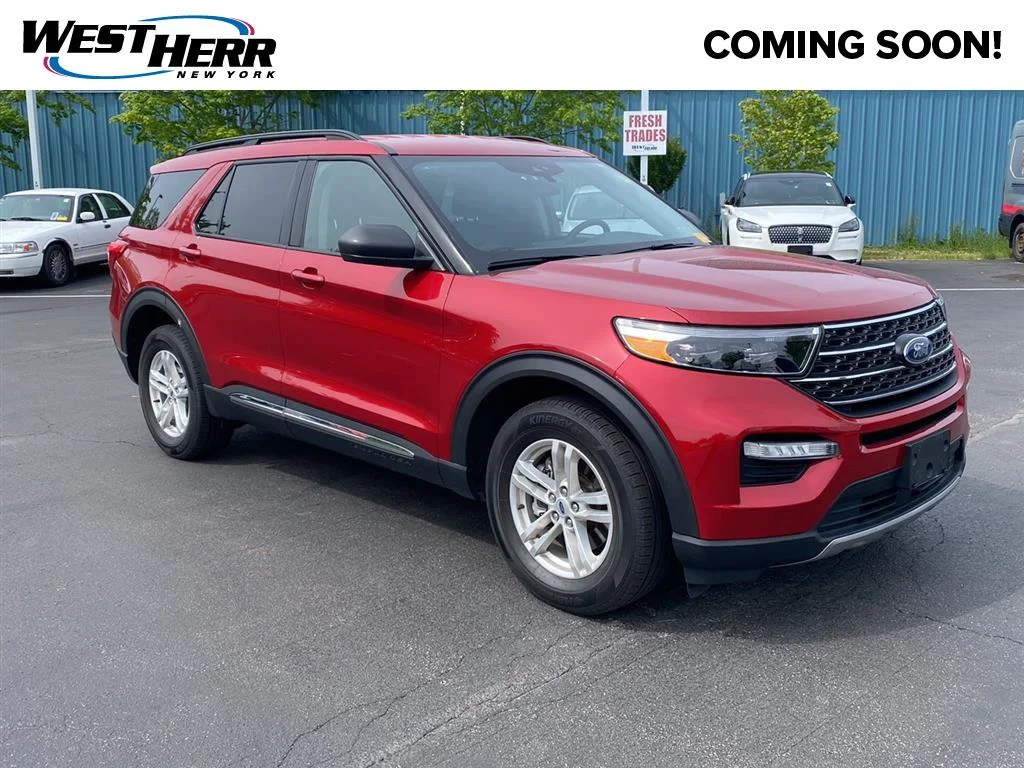 2023 Ford Explorer XLT 4WD's photo