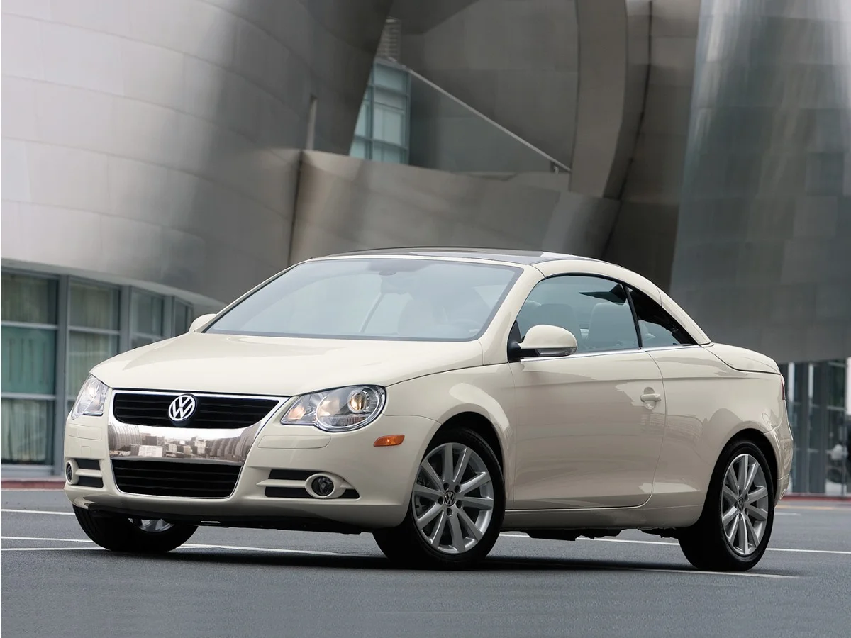Used 2008  Volkswagen Lux image 1