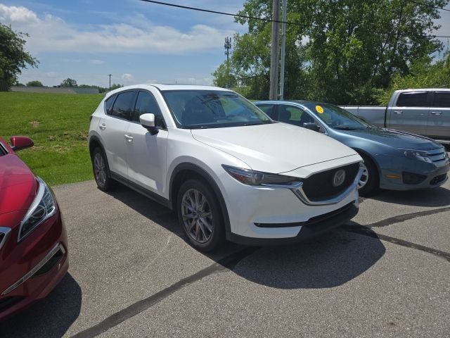 2019 Mazda CX-5 Grand Touring Auto's photo